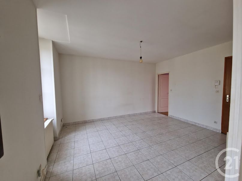 Location  appartement 3 pièces 58.9 m² à Nevers (58000), 494 €