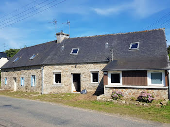 maison à Bourbriac (22)