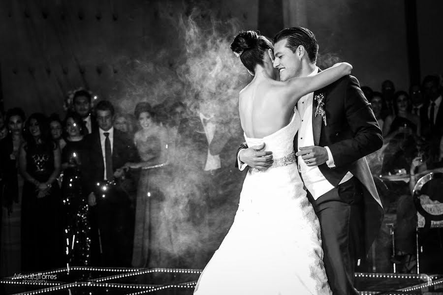 Wedding photographer Alfredo Torres (alfredotorres). Photo of 13 January 2018