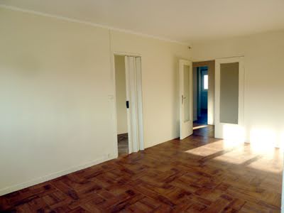 Location  appartement 4 pièces 78.31 m² à Vitry-sur-Seine (94400), 1 174 €