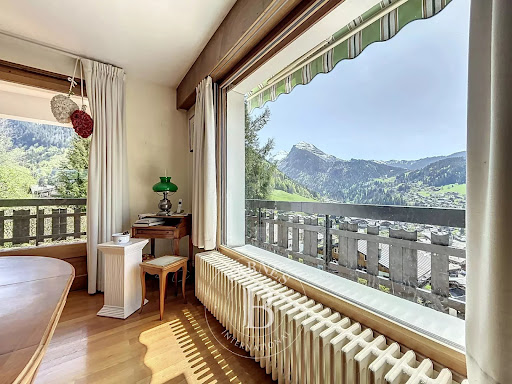 Chalet with panoramic view 5