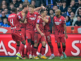 Les joueurs du Club de Bruges reçoivent un encouragement...un peu spécial avant la Fiorentina