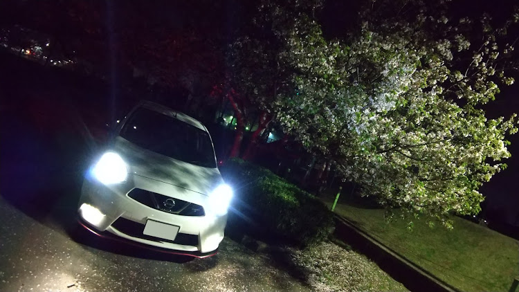 マーチのホットハッチで行こうぜぇ🔥・夜桜・車検・茂原公園に関するカスタム事例の投稿画像3枚目