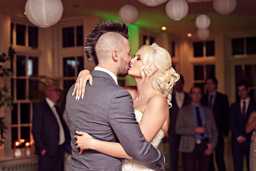 Fotógrafo de bodas Teri-Adele Cunningham (teresacphoto). Foto del 2 de julio 2019