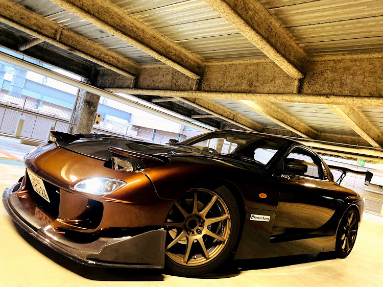 RX-7のダイエット⁉️楽勝じゃね⁉️・は…まぼろしぃ〜☝🏻・1kg増えとったがな😵に関するカスタム事例の投稿画像1枚目