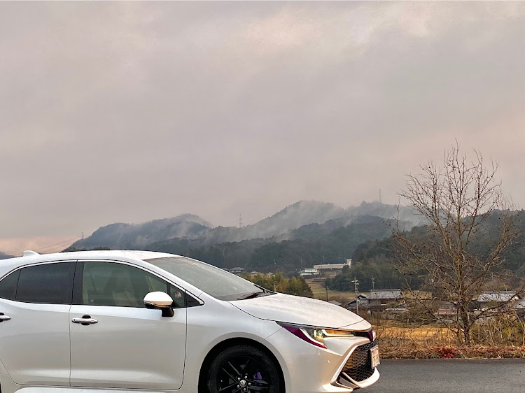 カローラスポーツのいつもイイネ&コメントありがとうございます🙇‍♂️・大雪警報・安全運転で行きましょー♪に関するカスタム事例の投稿画像1枚目