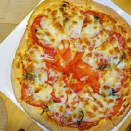 【竹北】Family Pizza 手工柴燒窯烤比薩