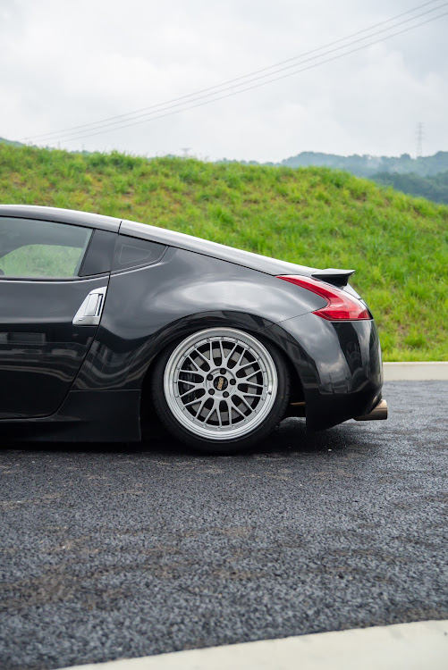 フェアレディZのフェアレディz・z34・airforcesuspension・BBS LMに関するカスタム事例の投稿画像4枚目