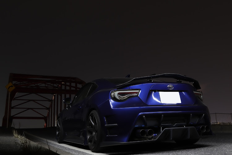 86のKuhl Racing・amuseR1チタン・kuhl86・木更津某所・社外バンパーもいいぞに関するカスタム事例の投稿画像1枚目