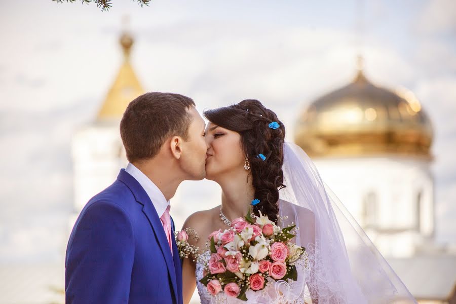 Wedding photographer Oleg Ulanov (olegg). Photo of 25 February 2016