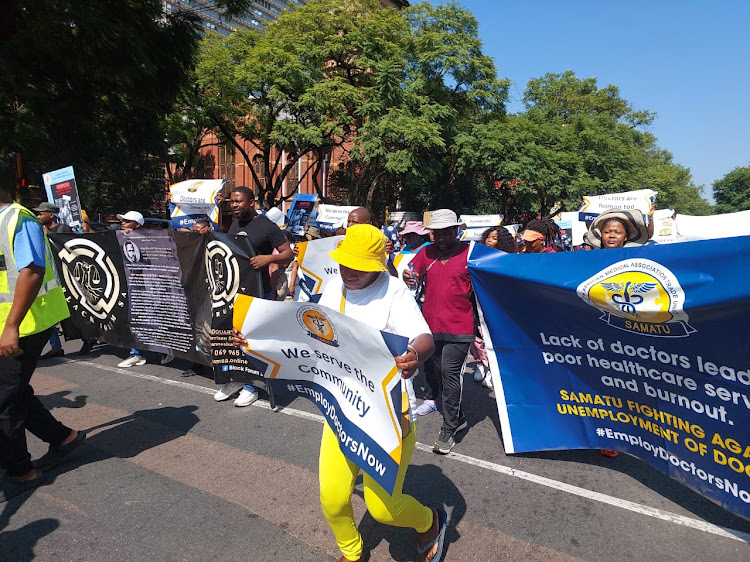 Healthcare workers marching to the Union Buildings to hand over a memorandum regarding their employment.