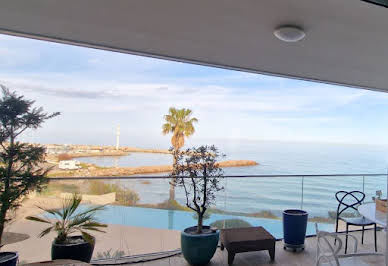 Propriété avec piscine en bord de mer 3