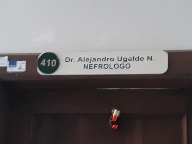 Dr. Alejandro Ugalde N. - Cuenca