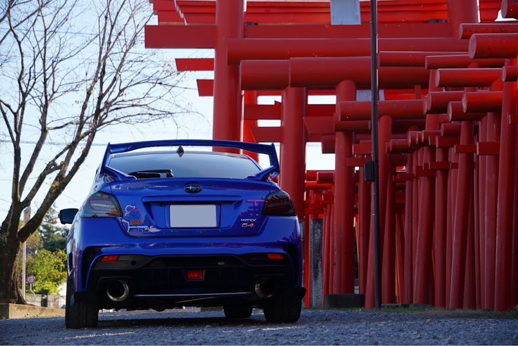 WRX S4のカメ活・紅葉も終わり・小泉稲荷神社・小泉稲荷神社⛩・鳥居⛩に関するカスタム事例の投稿画像8枚目