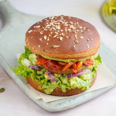 Pesto Chicken Burger (Protein- 30g)