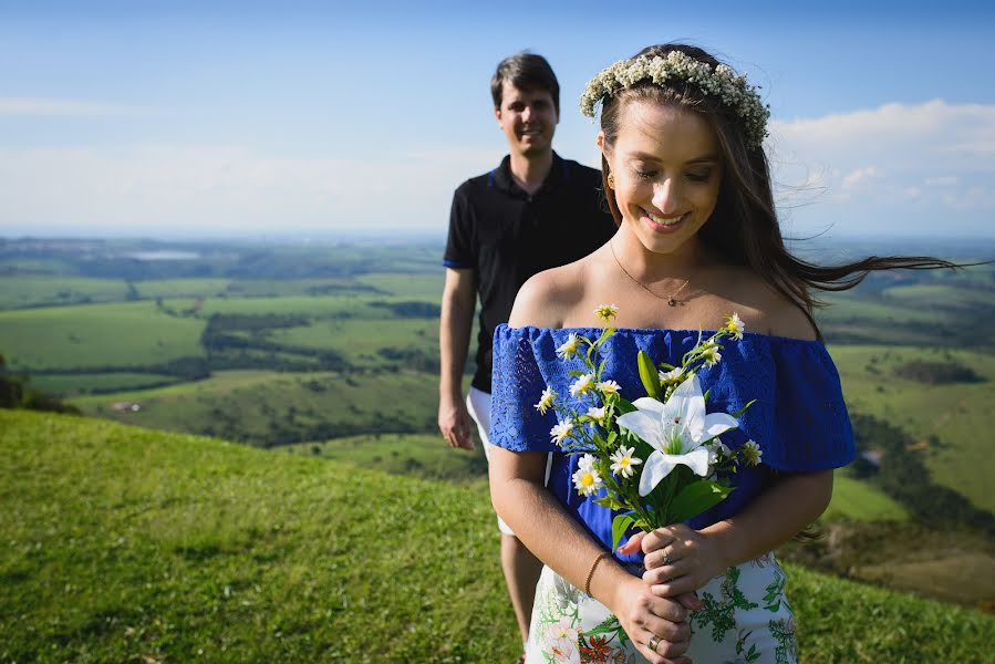 Bryllupsfotograf Antonio Ferreira (badufoto). Bilde av 3 september 2019