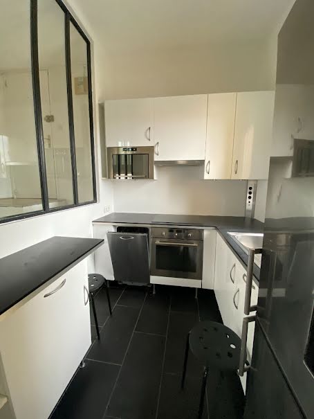 Location  appartement 2 pièces 35 m² à Saint-Germain-en-Laye (78100), 1 150 €