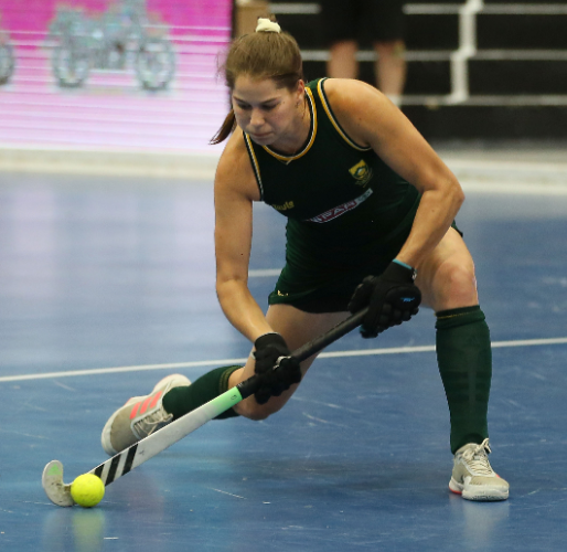 Tegan Fourie takes the penalty stroke that gave SA a 1-0 triumph over Australia at the Indoor Hockey World Cup in Pretoria on Wednesday.