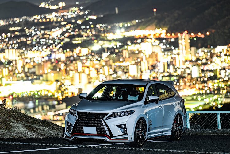 ハリアーの2023ベストショット12月・ハリアーに乗ってて良かった・夜景スポットに関するカスタム事例の投稿画像1枚目