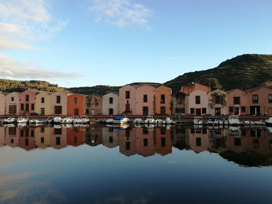 le famose concerie di Bosa, da tempo chiuse. di Inge