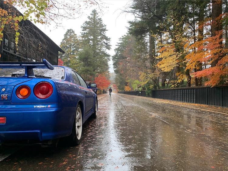 スカイライン GT-Rの紅葉ドライブ・11月もよろしくお願いします・紅葉と愛車に関するカスタム事例の投稿画像4枚目