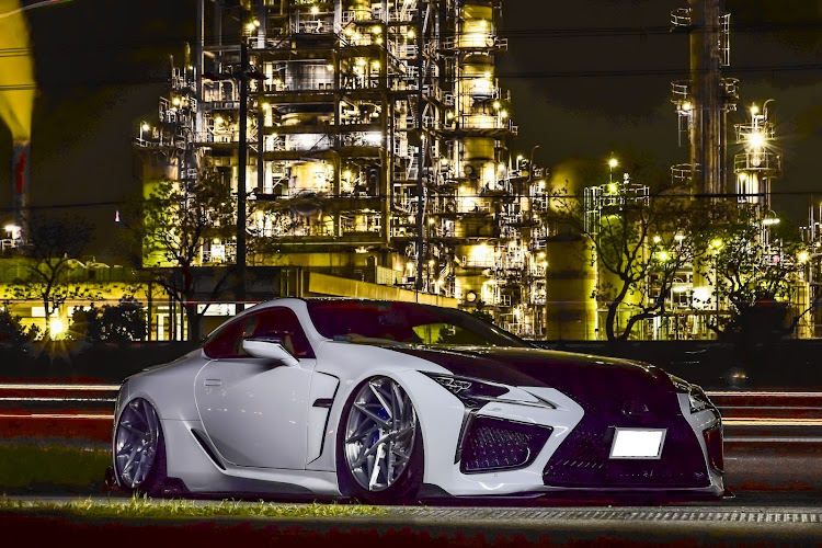 C-HRのLC URZ100・discover_ct・ローガン🐺・またもやYOASOBI🦇・ライティング🔦に関するカスタム事例の投稿画像6枚目