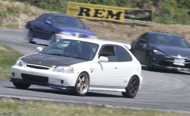シビックタイプRのサーキット走行・シビックタイプR・シビックタイプR EK9に関するカスタム事例の投稿画像1枚目