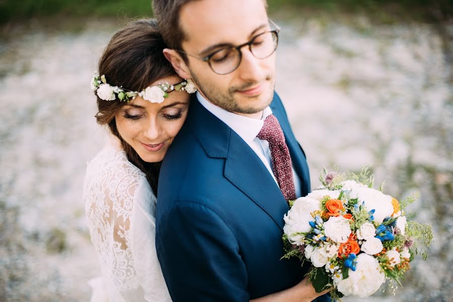 Wedding photographer Mélanie Lucas (tantdeposes). Photo of 2 April 2019