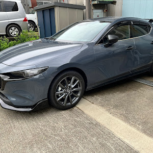 MAZDA3