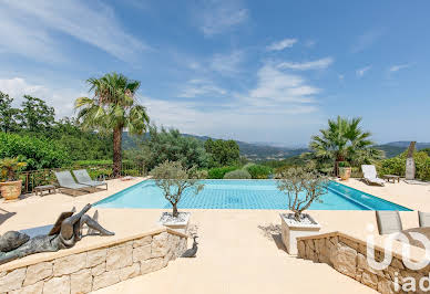 House with pool and terrace 3