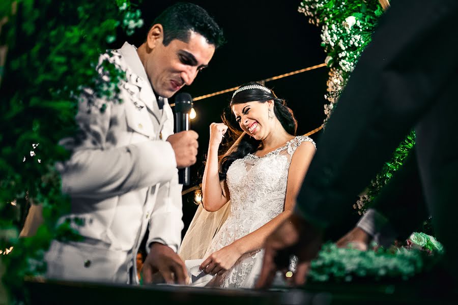 Fotógrafo de casamento Guilherme Kahuna (kahuna). Foto de 27 de outubro 2019