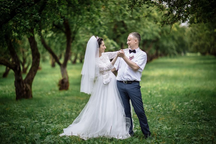 Fotógrafo de casamento Kseniya Khasanova (ksukhasanova). Foto de 28 de março 2018