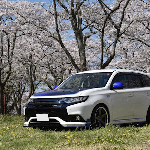 アウトランダーPHEV GG2W