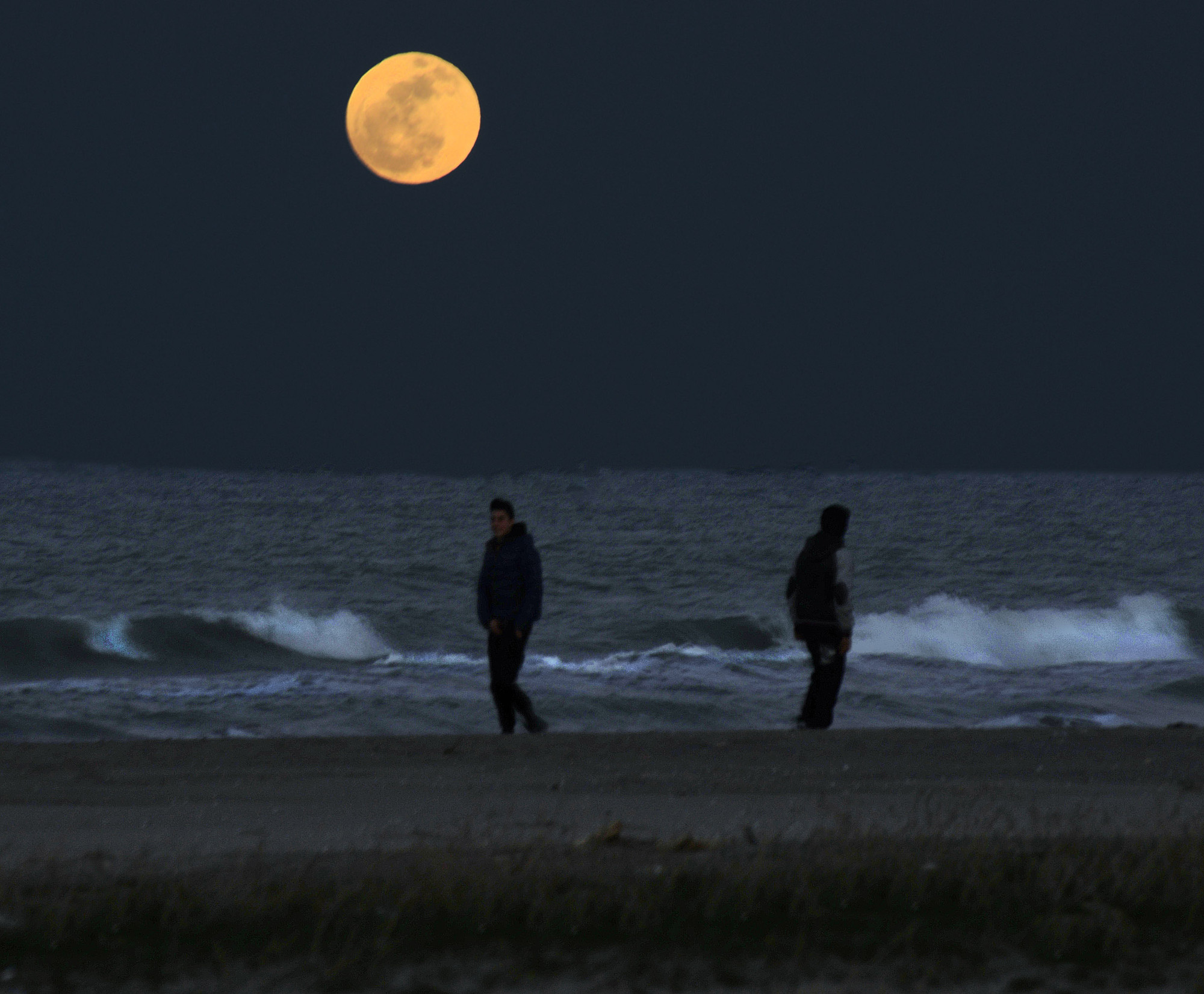 accarrezzare la luna di Diana Cimino Cocco