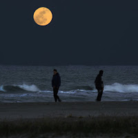 accarrezzare la luna di 