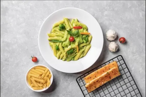 Pasta Basilico ( Creamy Pesto Pasta )