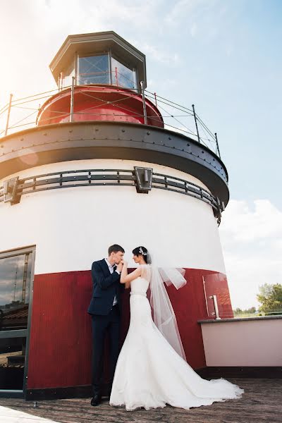 Fotógrafo de casamento Yuliya Velichko (julija). Foto de 14 de junho 2016