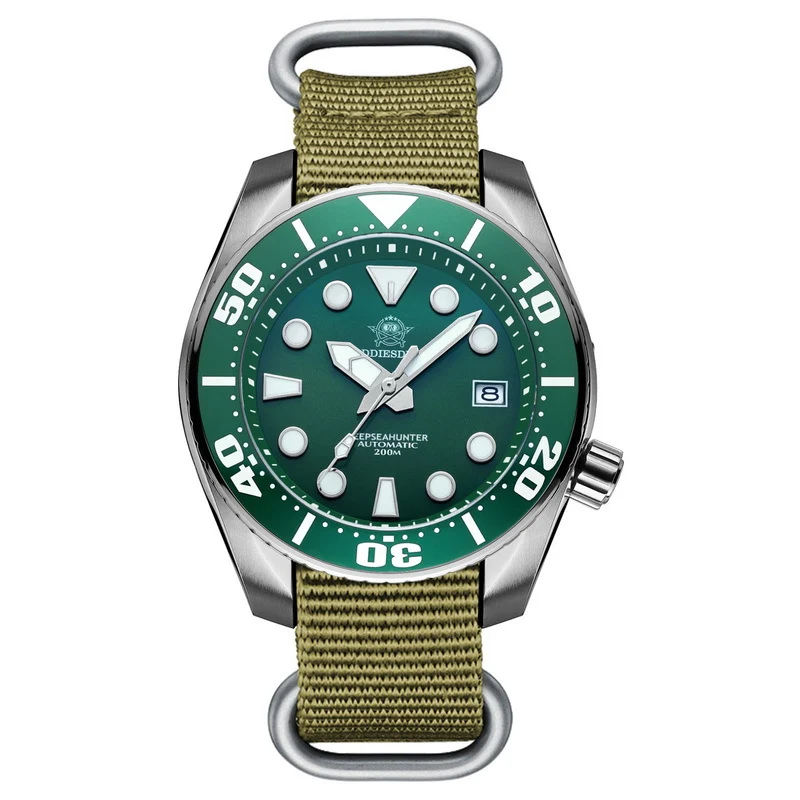Montre Shi mécanique automatique en acier lumineuse et étanche. L'alliance parfaite de la précision, du style et de la durabilité pour toutes vos activités.