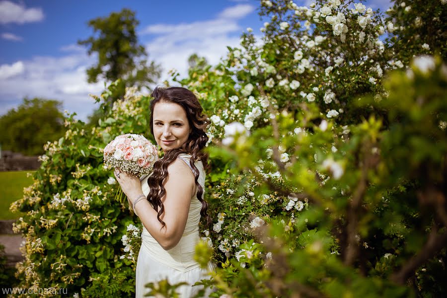Fotógrafo de casamento Natalya Denisova (denata). Foto de 1 de julho 2015