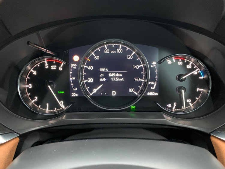 MAZDA6のあなたの燃費はどれくらい？に関するカスタム事例の投稿画像2枚目