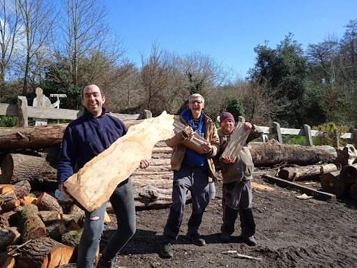 atelier menuiserie ESAT Arche Caillou Blanc