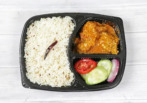 Jeera Rice With Chicken Kasha [2 Pieces] And Salad