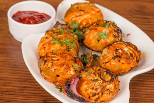 Veg Fried Momos [8 Pieces]