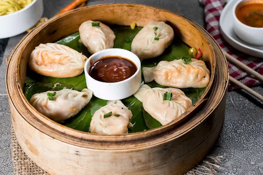 Paneer Tikka Masala Momos