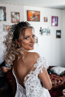 Fotógrafo de bodas Aleksandra Yakovickaya (yakovitonphoto). Foto del 8 de noviembre 2019
