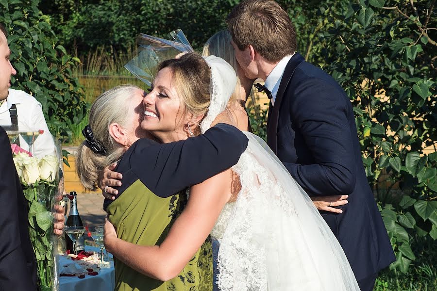 Fotógrafo de casamento Vasiliy Zhukov (vzhukov). Foto de 29 de agosto 2016