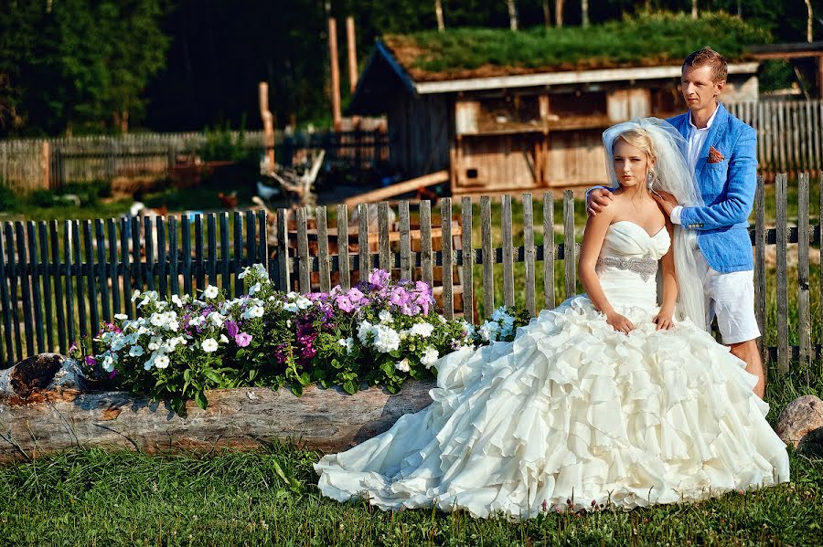 Wedding photographer Artem Likharev (katakaha). Photo of 27 October 2015