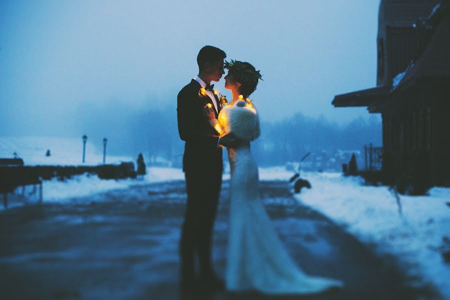 Wedding photographer Nastya Dubrovina (nastyadubrovina). Photo of 25 January 2015