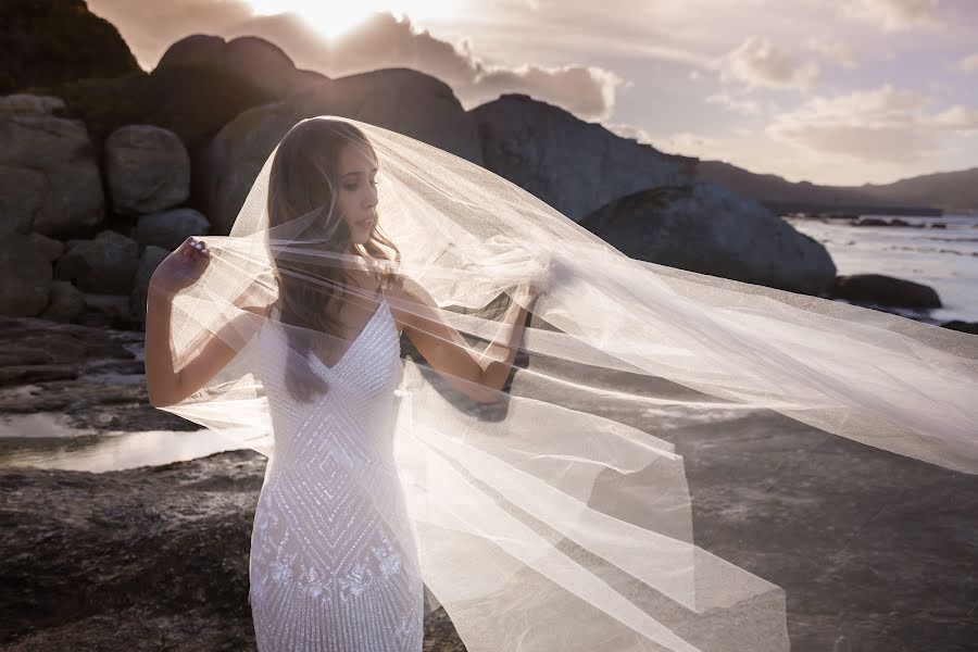 Wedding photographer Linda Vos (lindavos). Photo of 14 August 2019