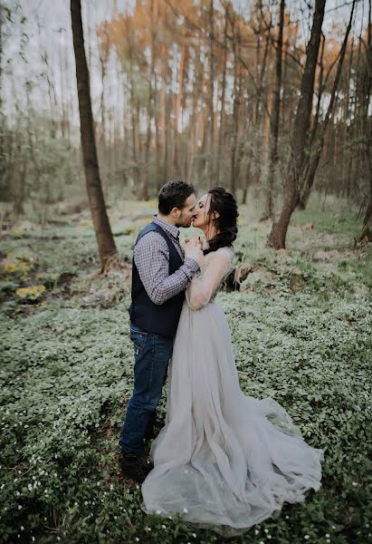 Fotógrafo de casamento Karina Ostapenko (karinaostapenko). Foto de 27 de abril 2018